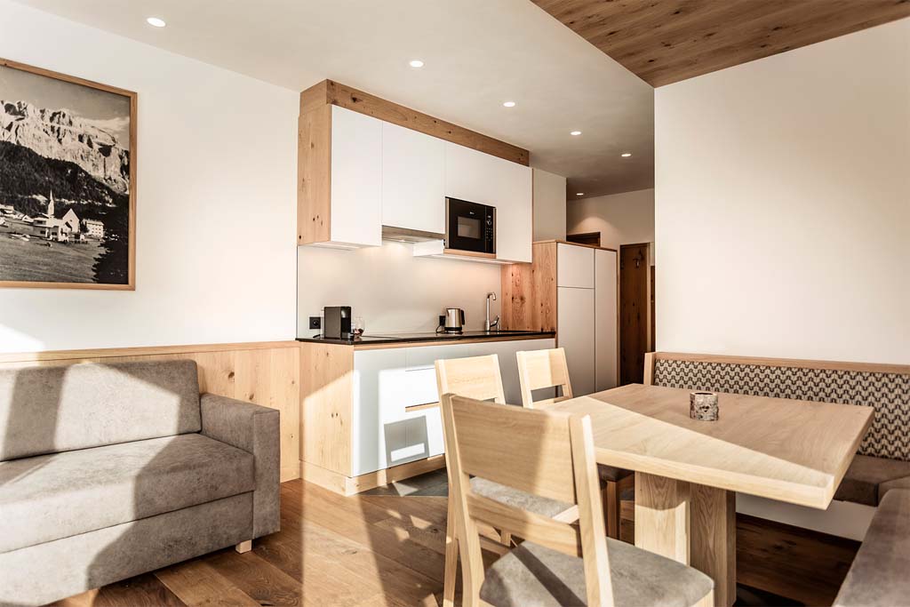 Luxusferienwohnung Suite Puez - Wohnstube